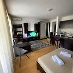 Coral E2 Apartman Mamaia