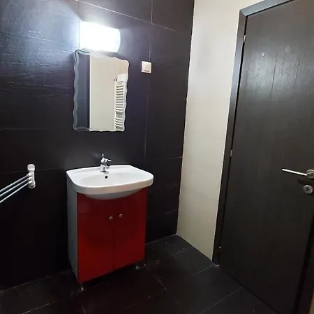 Coral E2 Apartment *