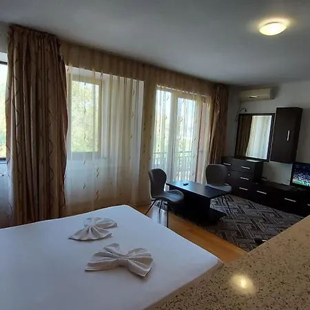 Apartment Coral E2 *